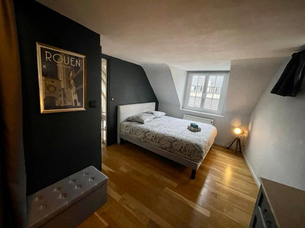 Sous Les Clochers De Rouen - Spacieux Logement מראה חיצוני תמונה
